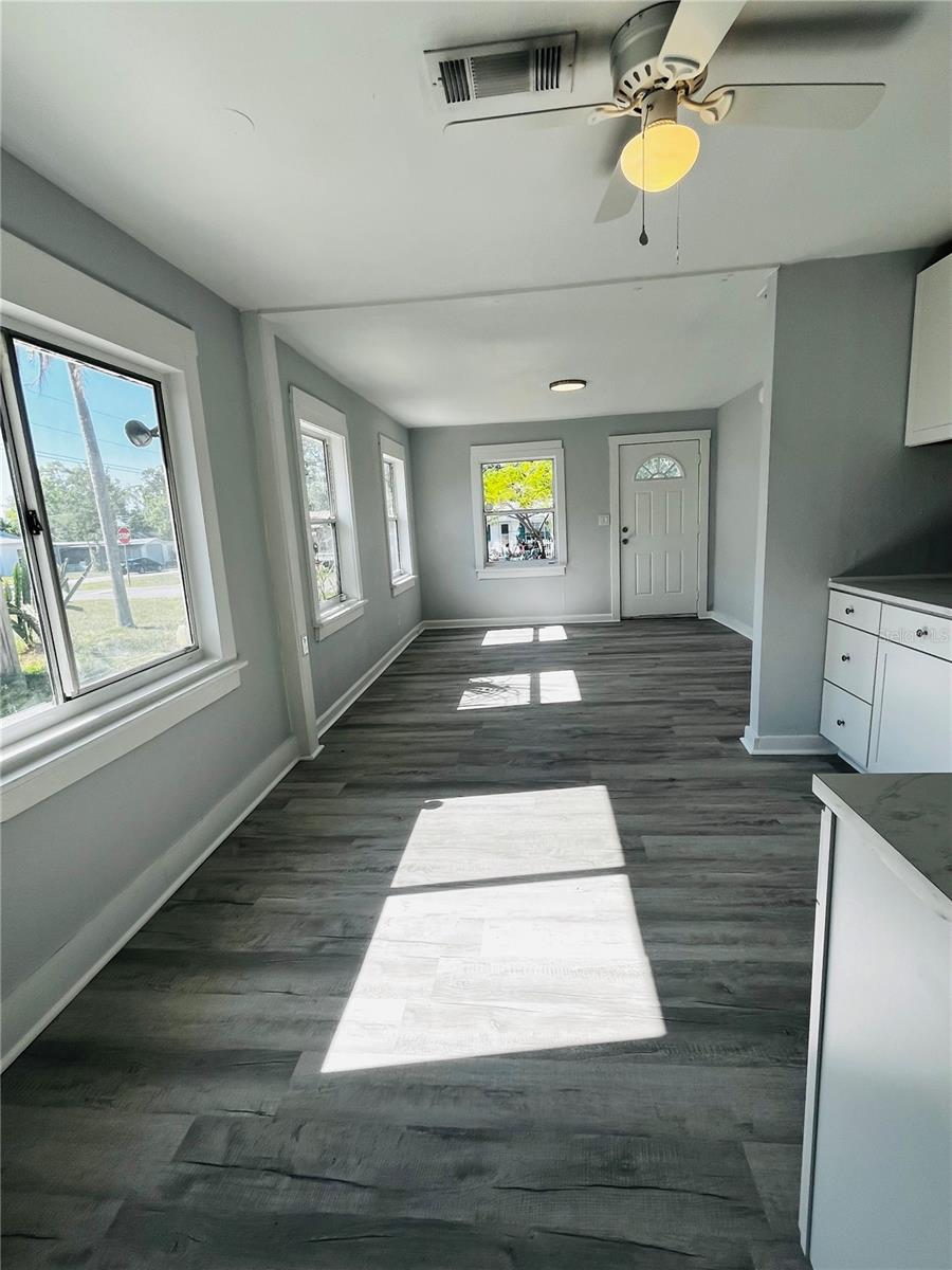 Image 5 of 38 For 2852 60th Avenue N