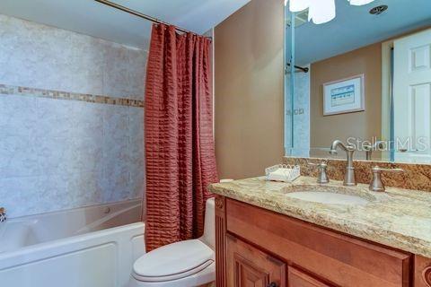 Image 32 of 39 For 6265 Sun Boulevard 805