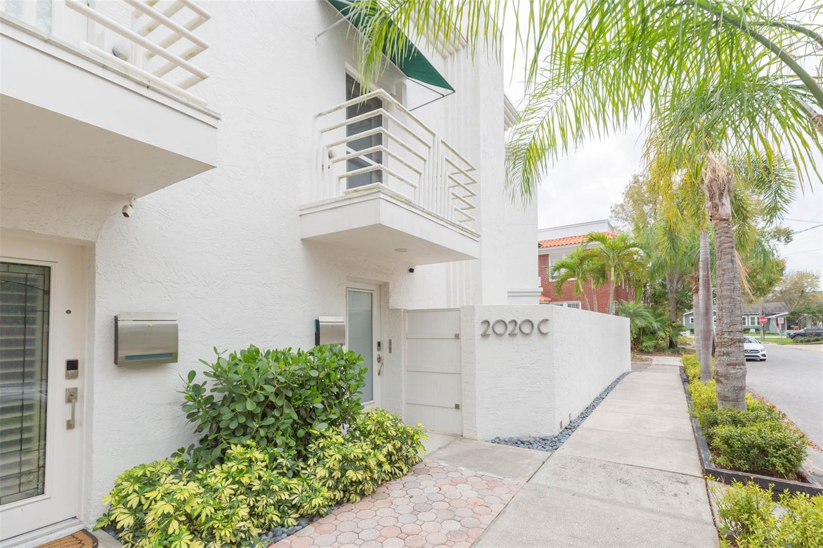 Details for 2020 Dekle Avenue C, TAMPA, FL 33606