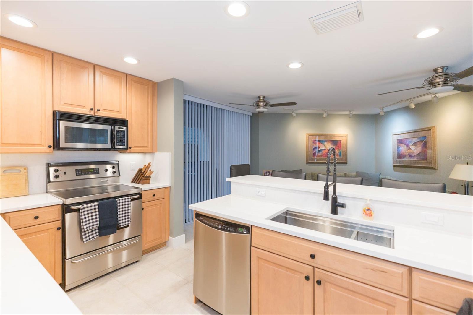 Image 27 of 72 For 2020 Dekle Avenue C
