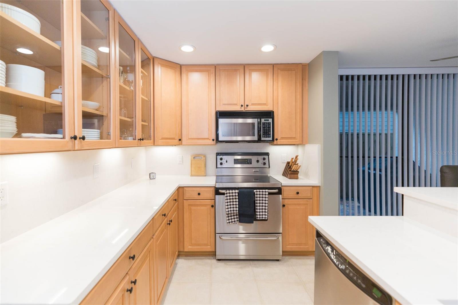 Image 28 of 72 For 2020 Dekle Avenue C
