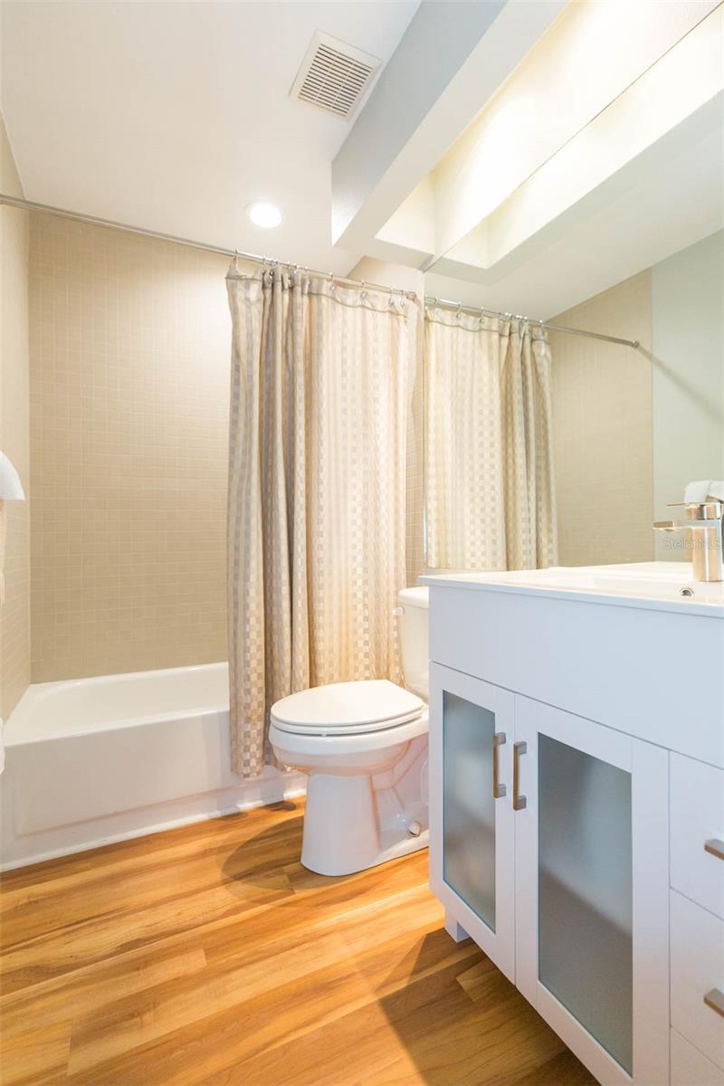 Image 34 of 72 For 2020 Dekle Avenue C