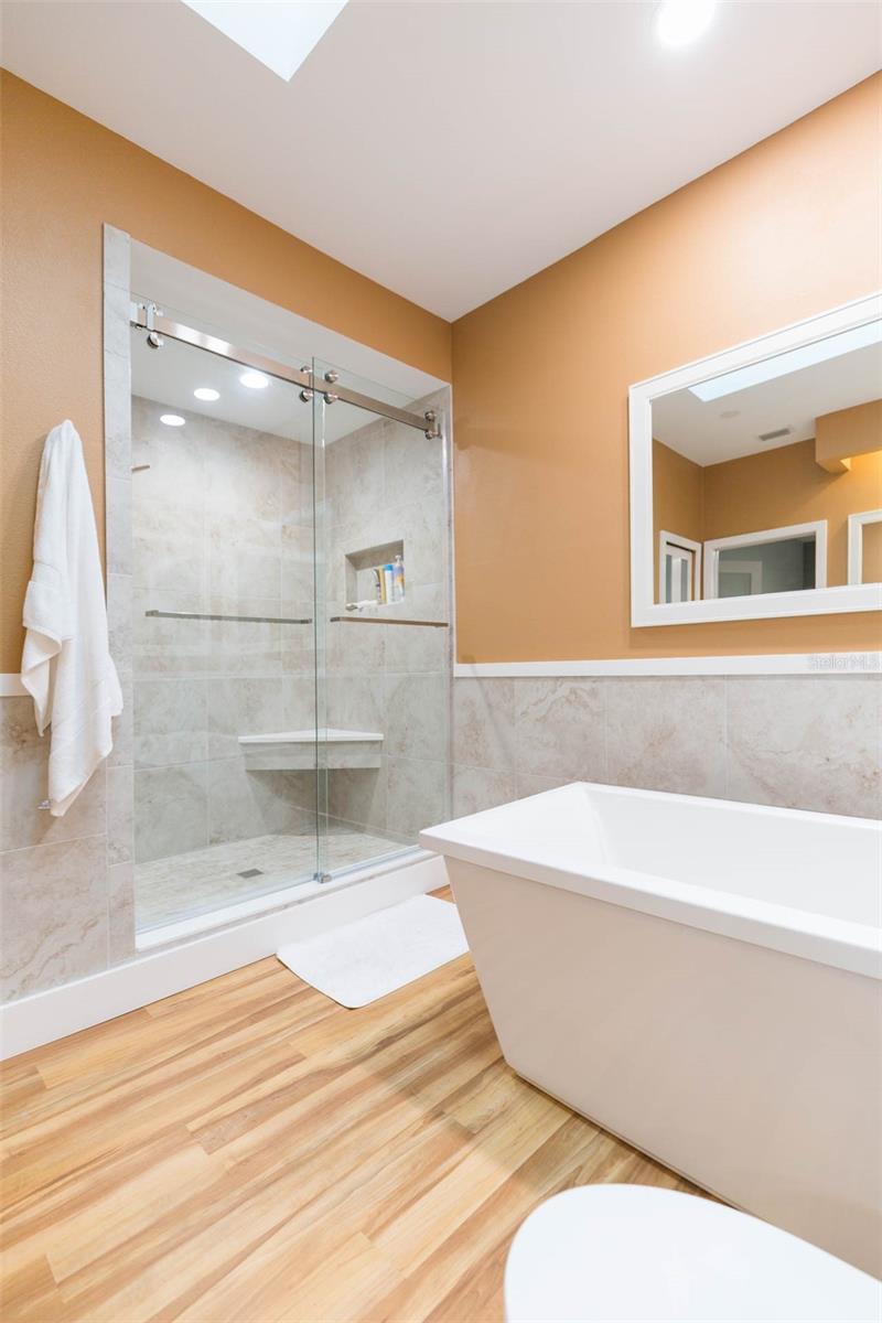 Image 39 of 72 For 2020 Dekle Avenue C