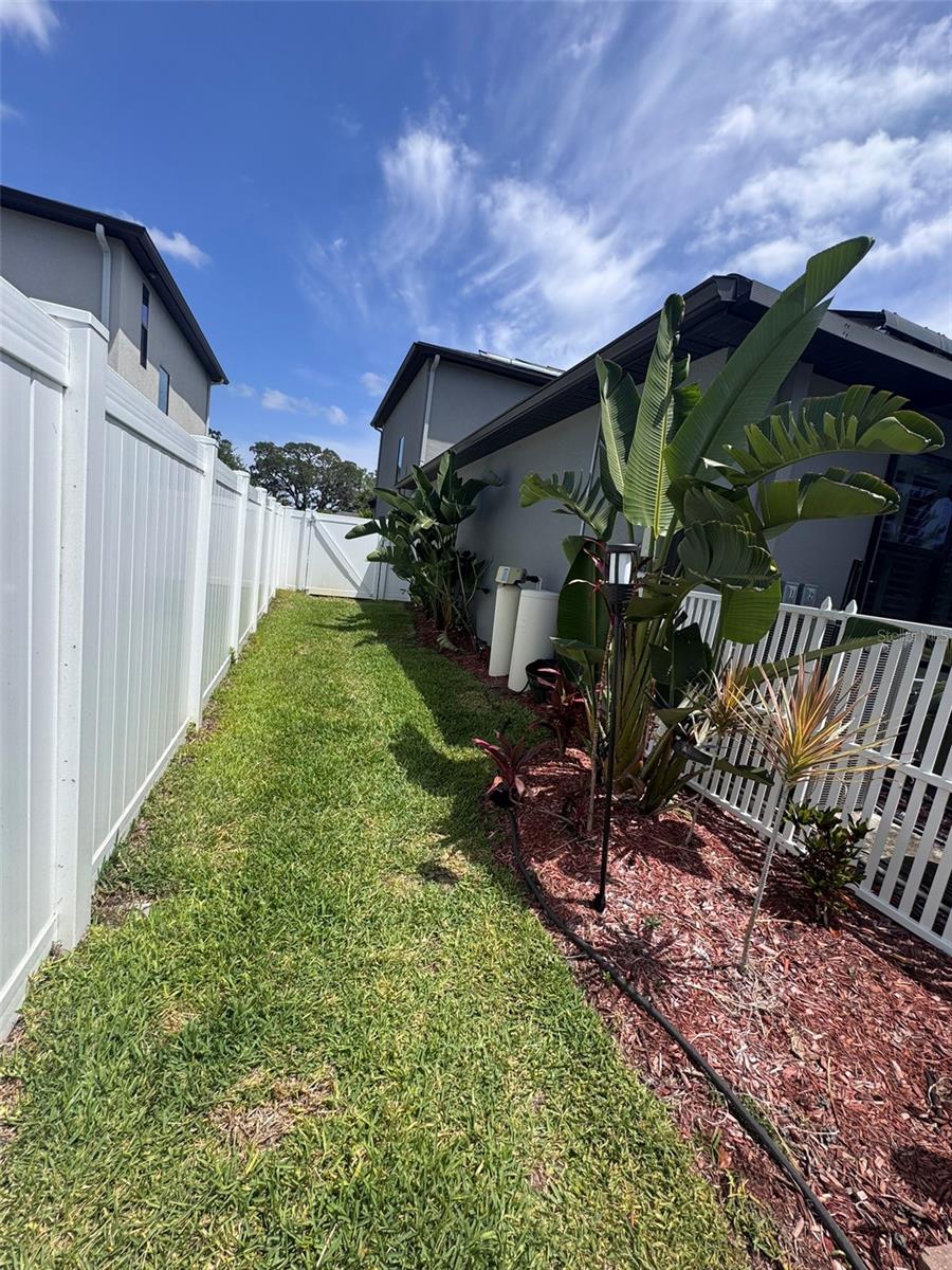 Image 17 of 17 For 11219 Paddock Manor Avenue