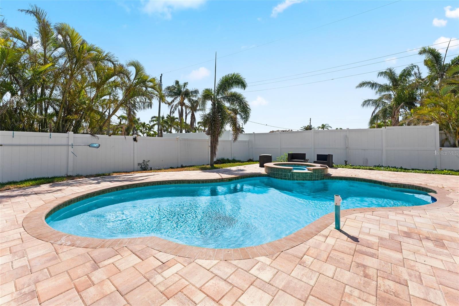 Image 16 of 18 For 1025 Boca Ciega Isle Drive