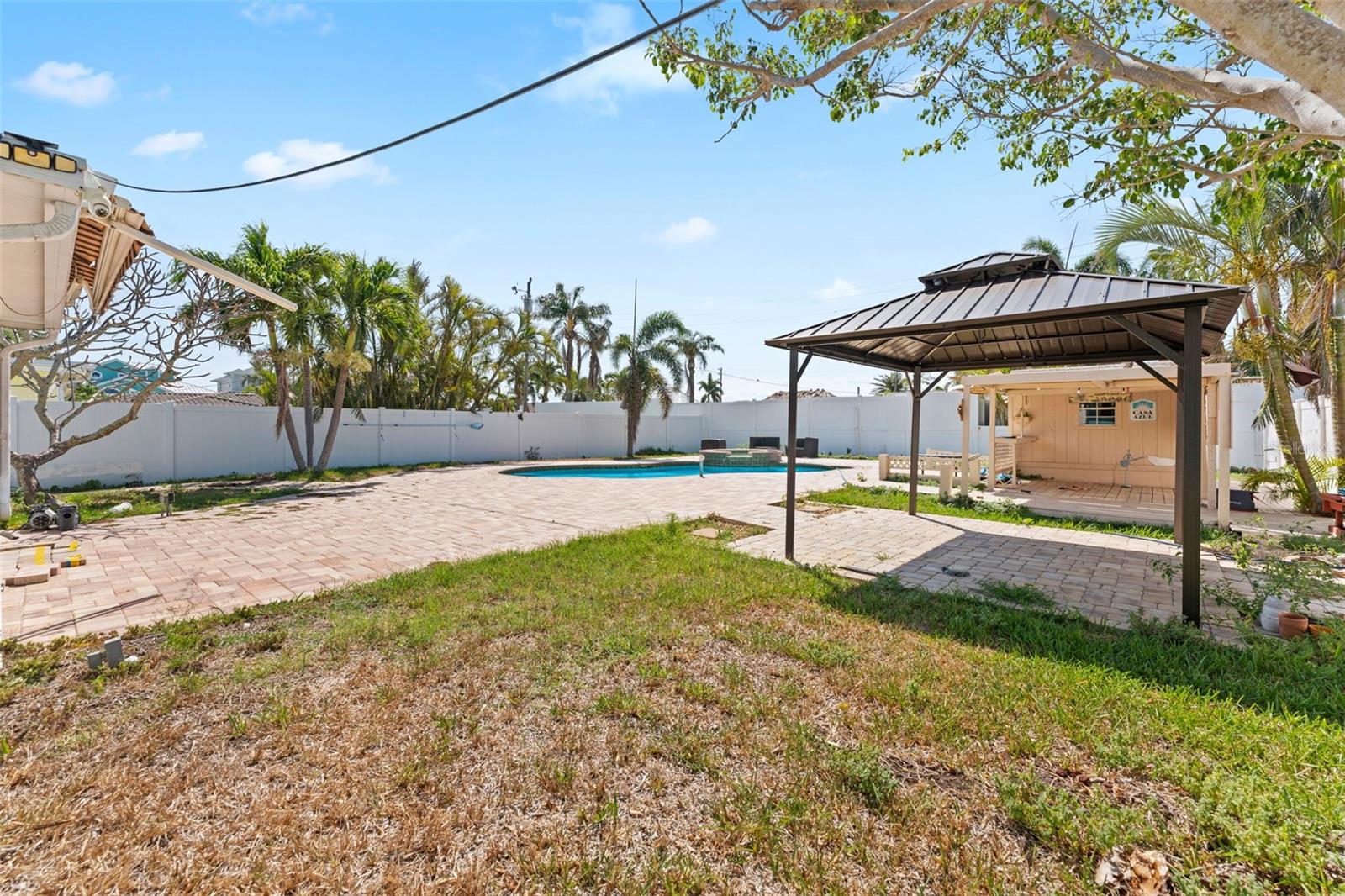 Image 17 of 18 For 1025 Boca Ciega Isle Drive
