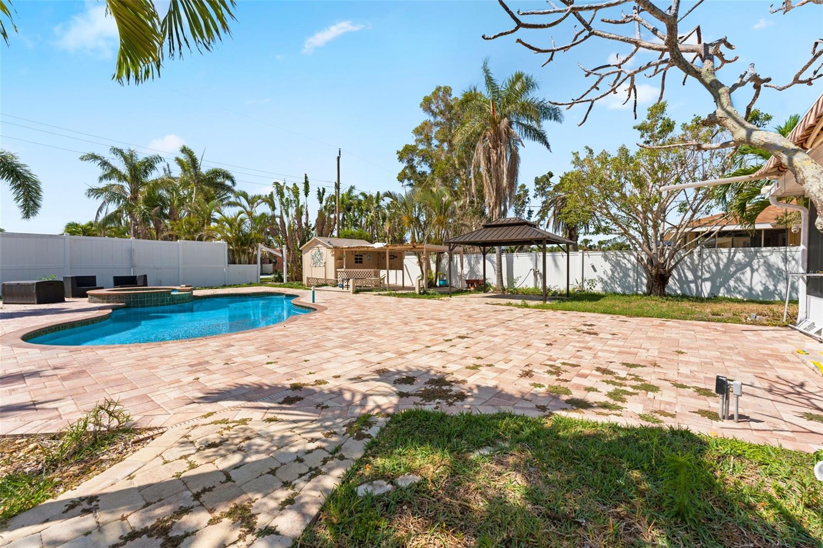 Image 18 of 18 For 1025 Boca Ciega Isle Drive
