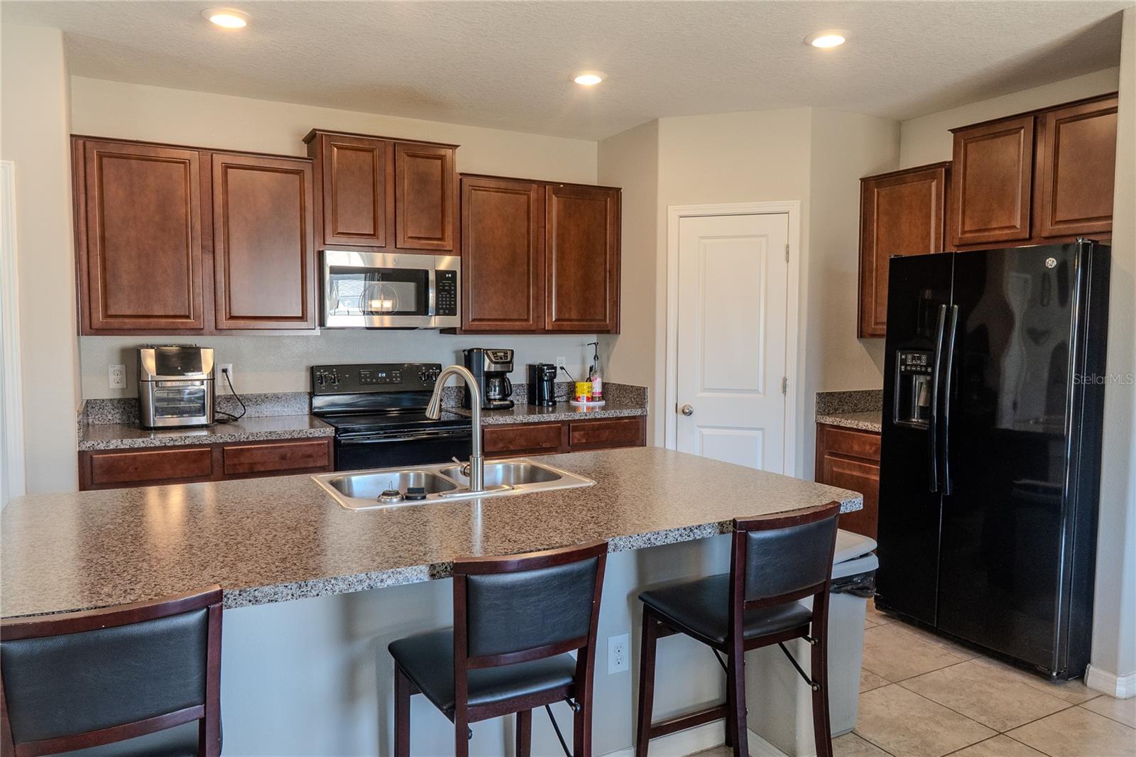 Image 6 of 11 For 6707 Blue Moon Way