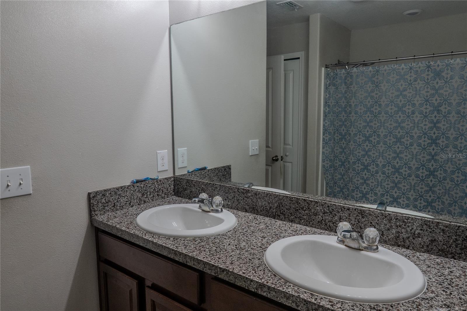 Image 9 of 11 For 6707 Blue Moon Way