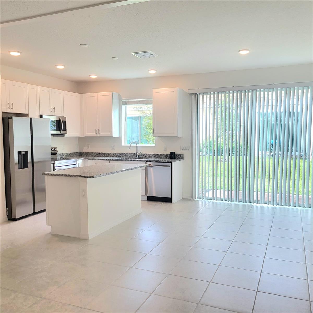 Image 7 of 42 For 34186 Cinder Way