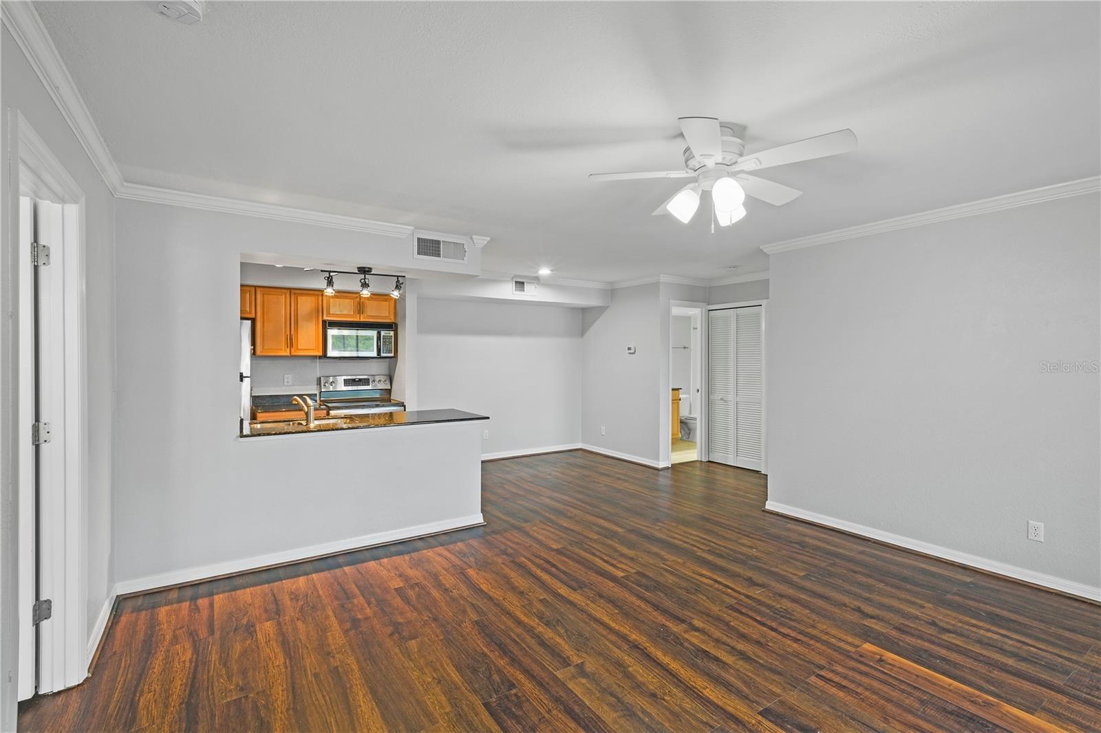 Image 2 of 22 For 500 Belcher Road S 145