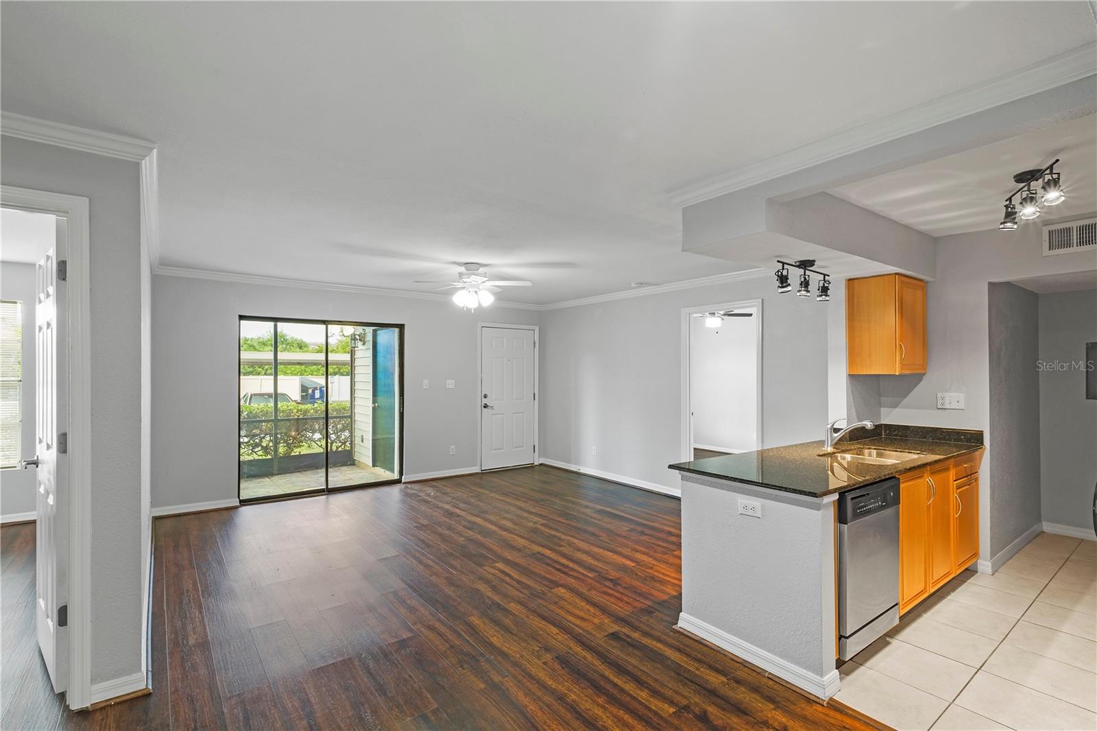 Image 3 of 22 For 500 Belcher Road S 145