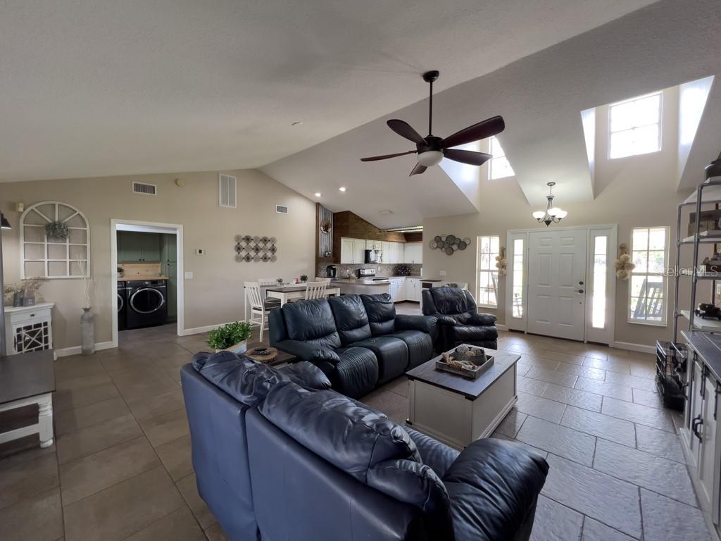 Image 47 of 71 For 812 Jameson Road