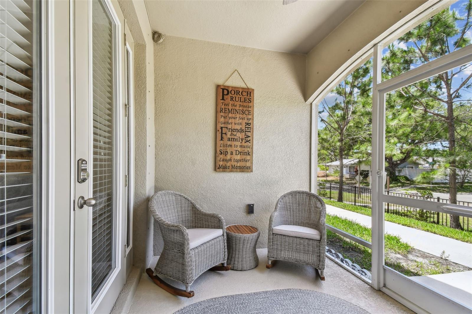 Listing photo id 11 for 5304 6th Way N