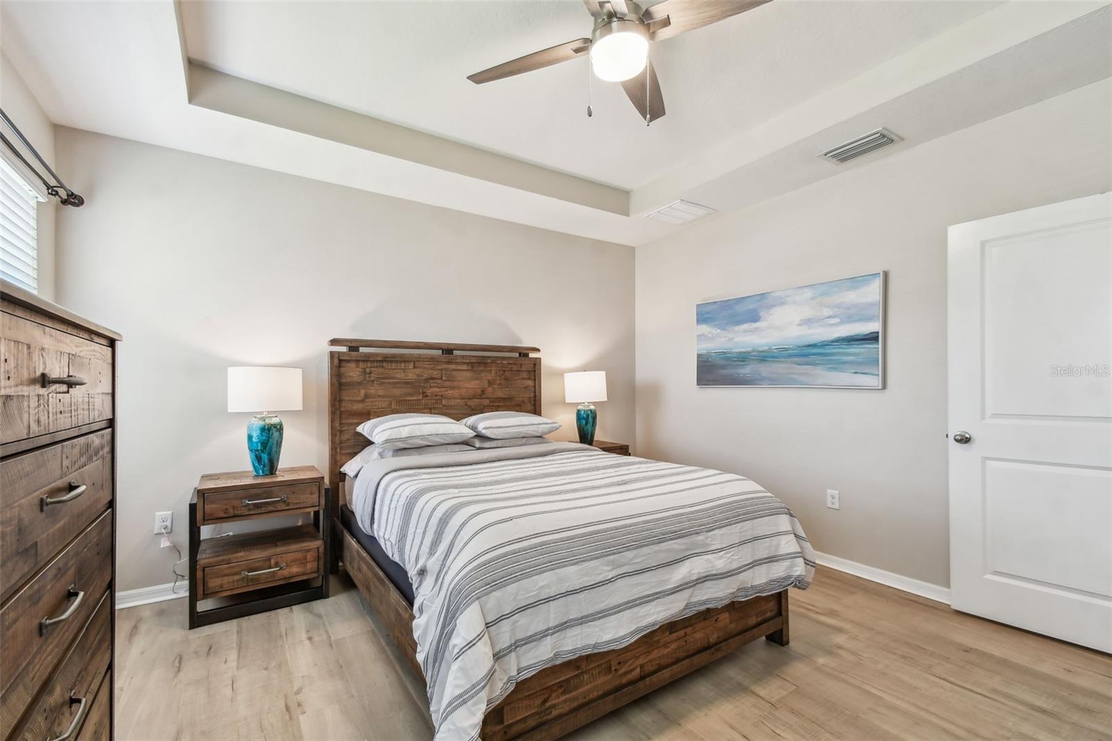 Listing photo id 18 for 5304 6th Way N