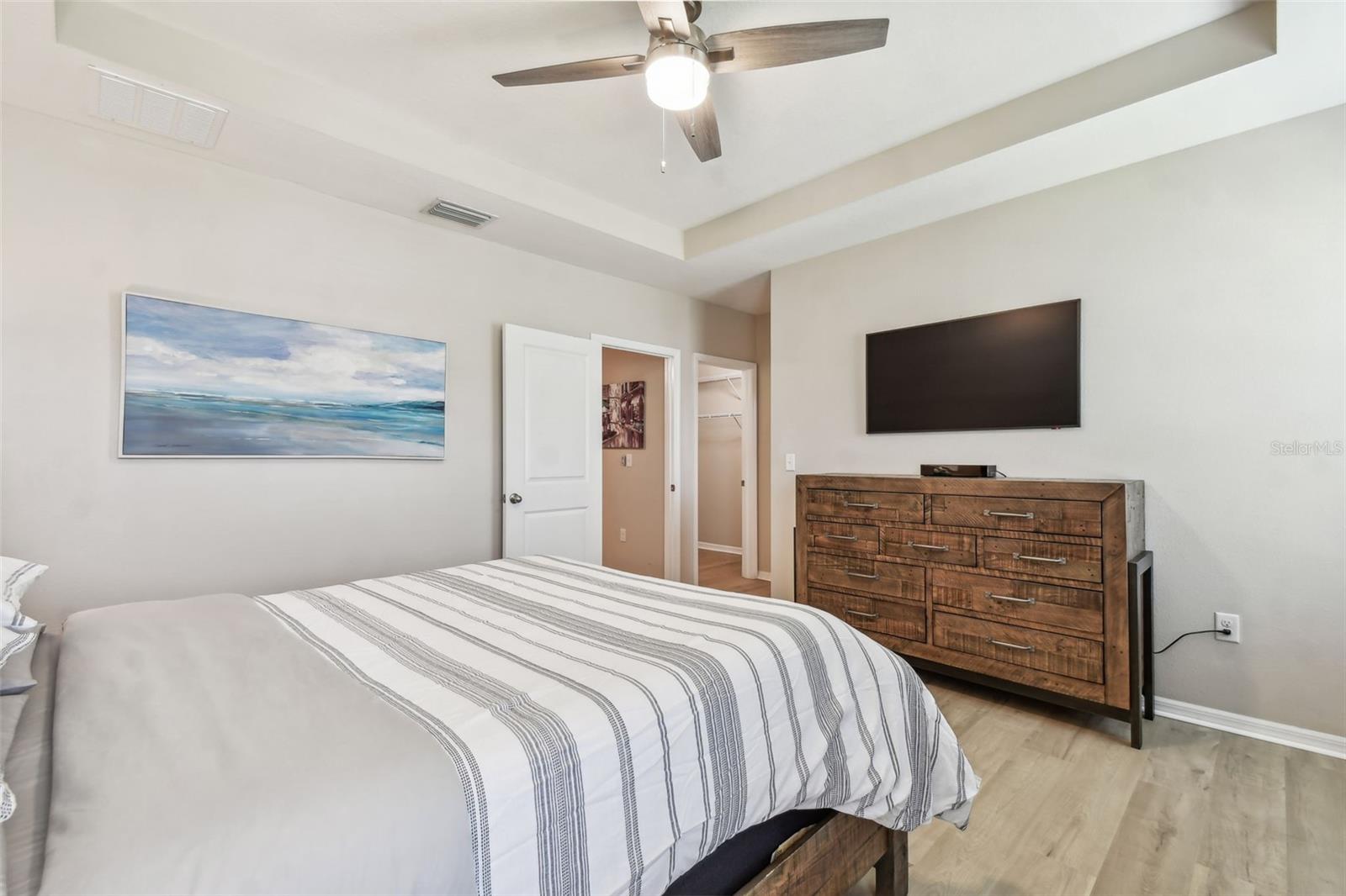 Listing photo id 19 for 5304 6th Way N
