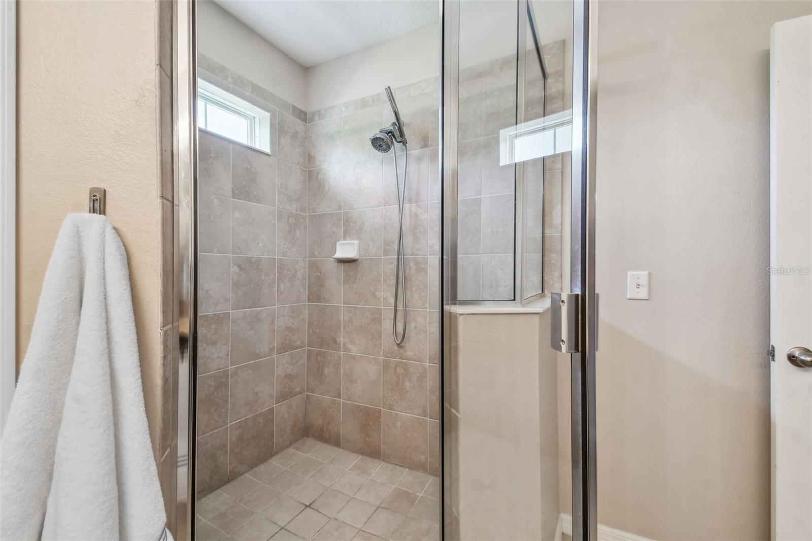 Listing photo id 22 for 5304 6th Way N