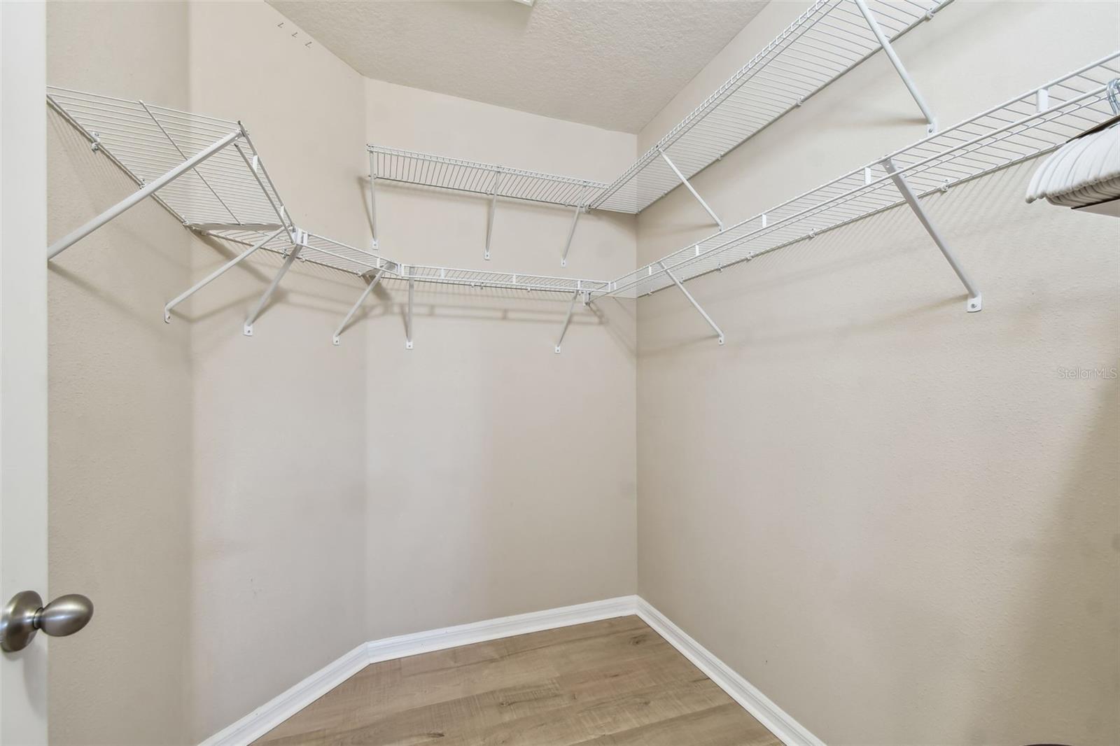 Listing photo id 23 for 5304 6th Way N