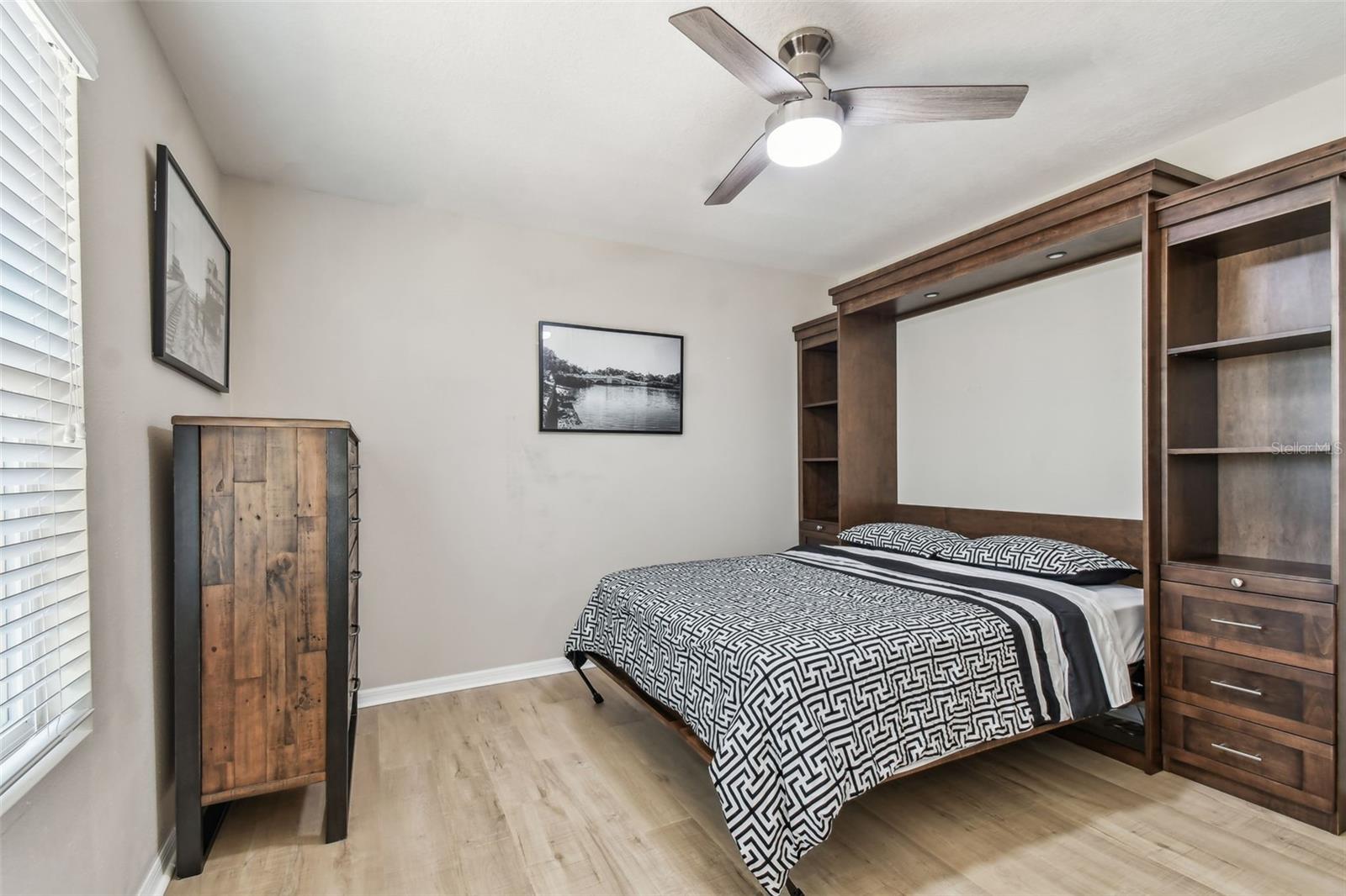 Listing photo id 24 for 5304 6th Way N