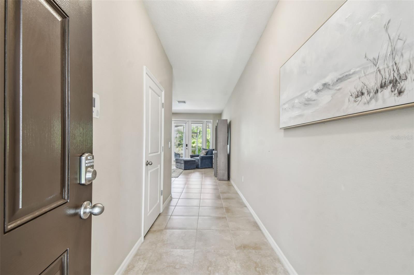 Listing photo id 1 for 5304 6th Way N