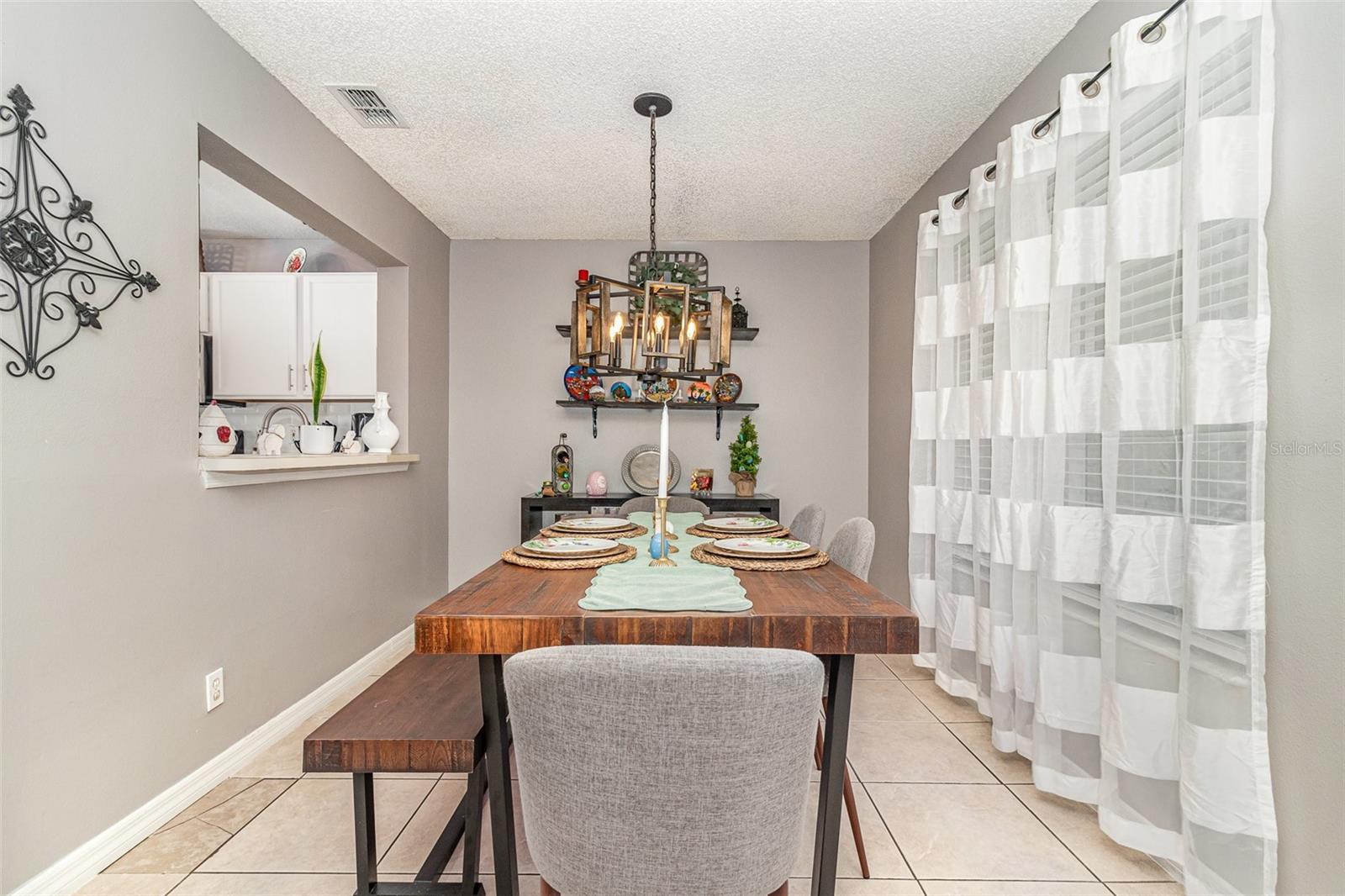 Image 11 of 32 For 2116 Cypress Bay Boulevard