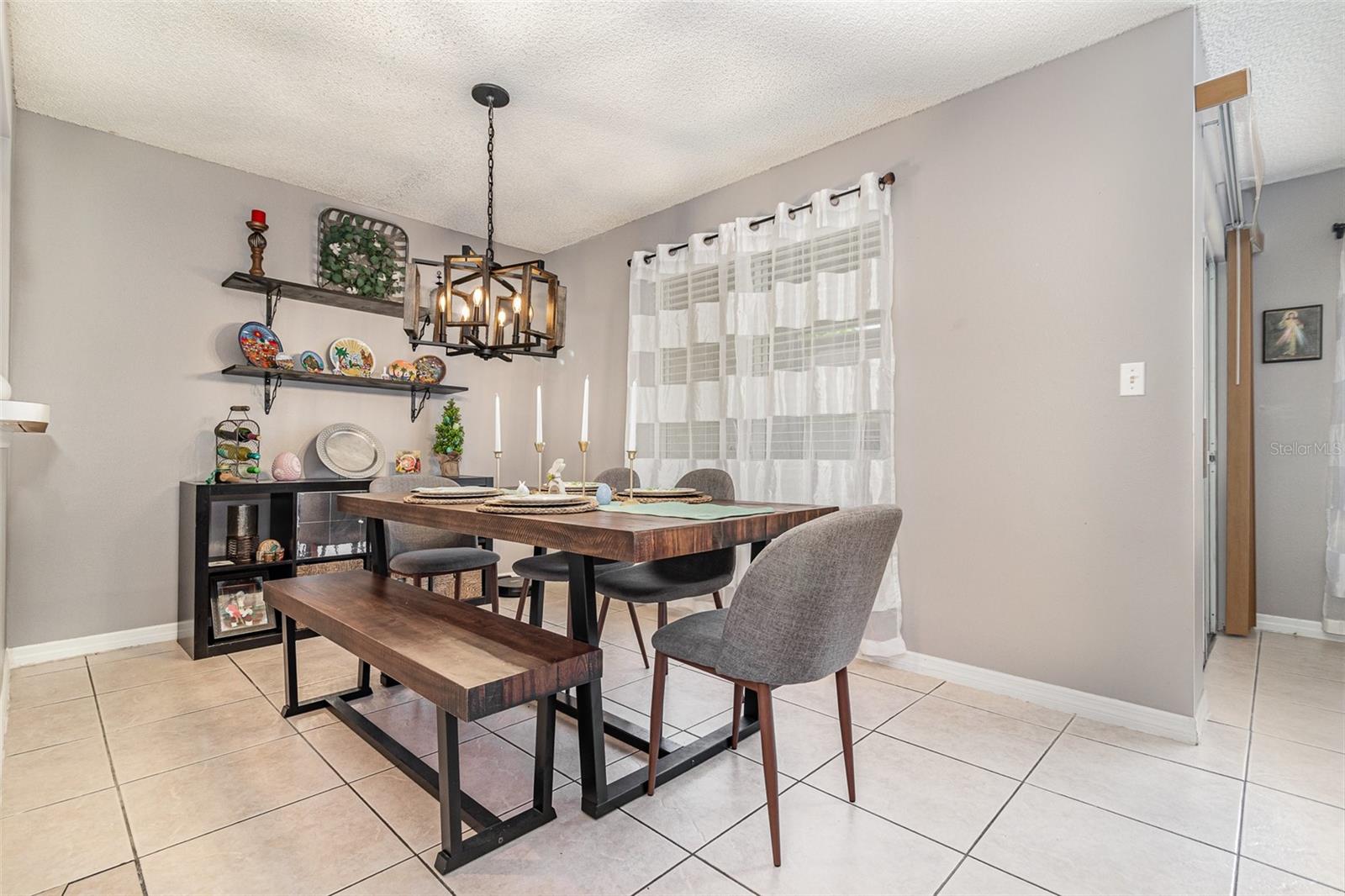 Image 12 of 32 For 2116 Cypress Bay Boulevard