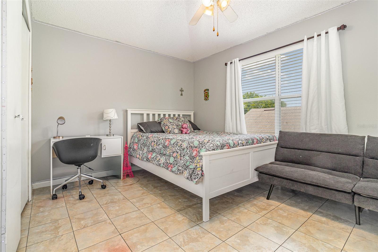Image 19 of 32 For 2116 Cypress Bay Boulevard