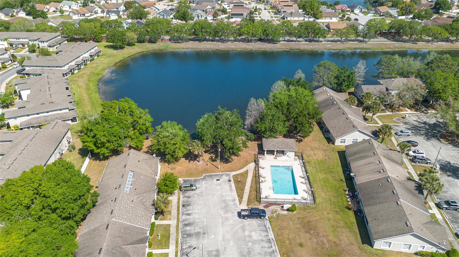 Image 30 of 32 For 2116 Cypress Bay Boulevard