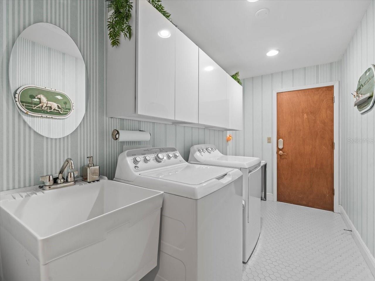 Image 38 of 47 For 3309 Westmoreland Drive