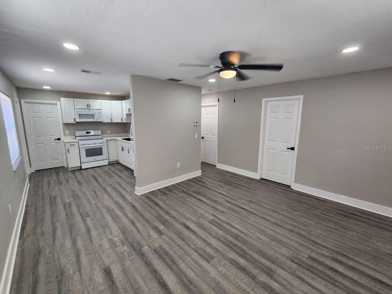 Image 5 of 22 For 1205 62nd Avenue E