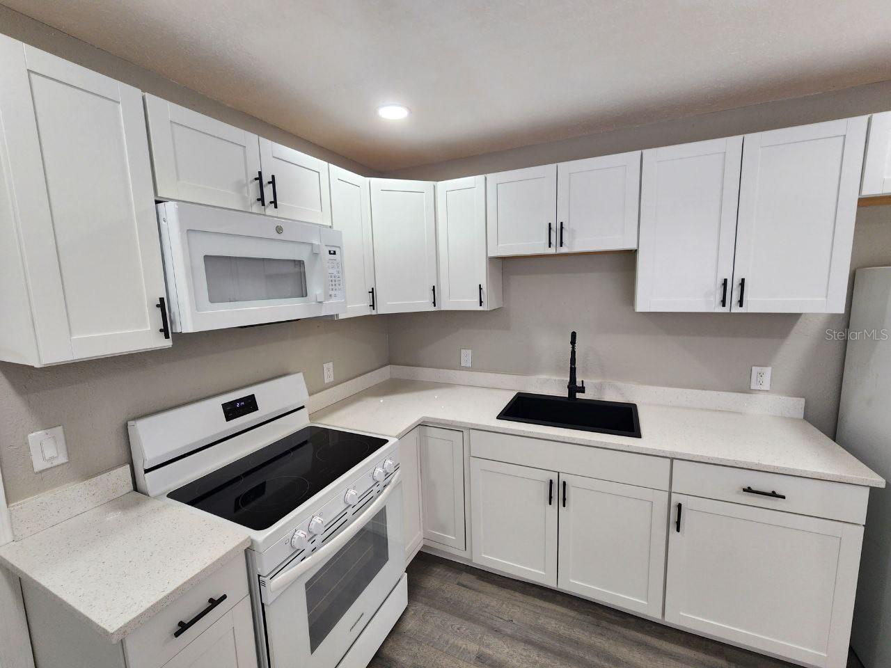 Image 7 of 22 For 1205 62nd Avenue E