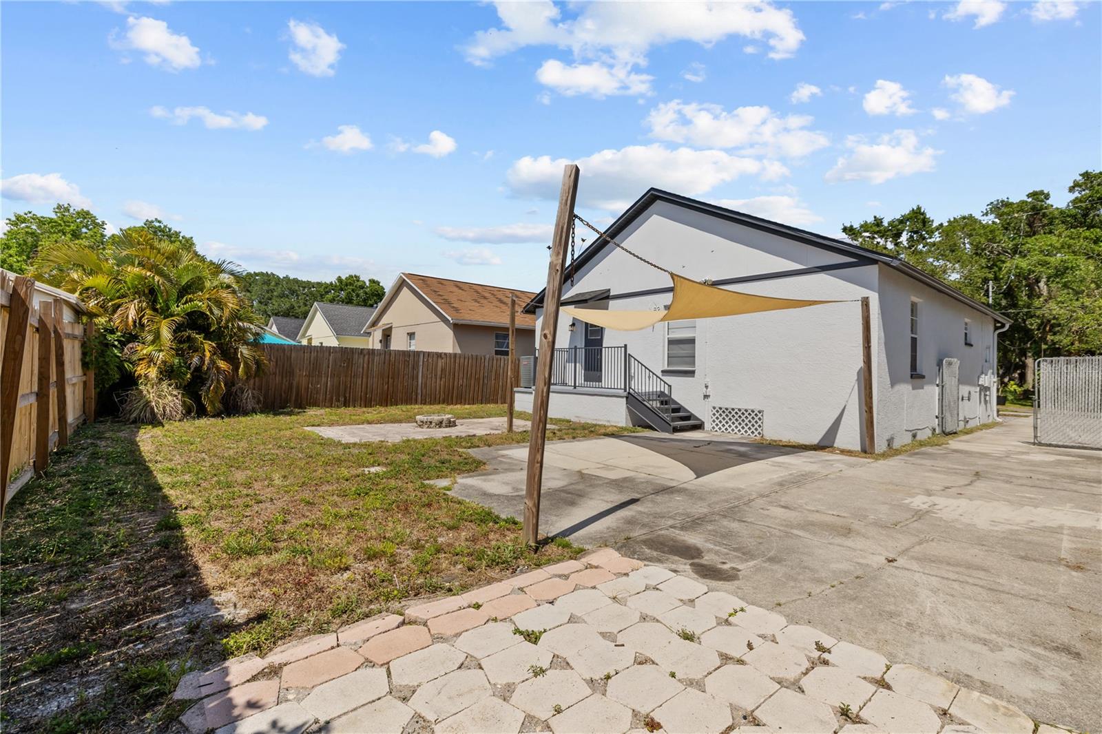 Image 22 of 23 For 7509 West Shore Boulevard