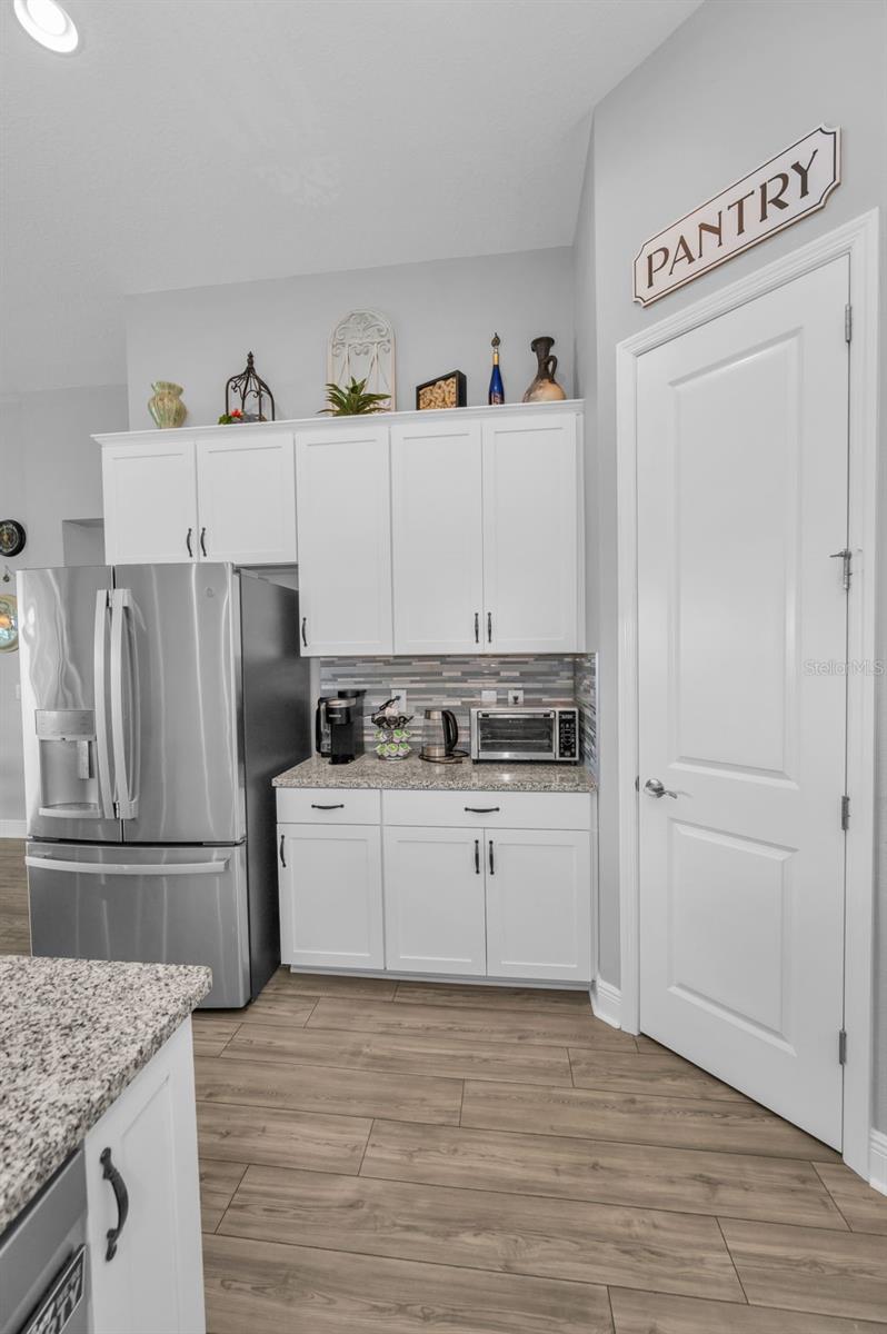 Image 14 of 95 For 8717 Emeraldwood Way