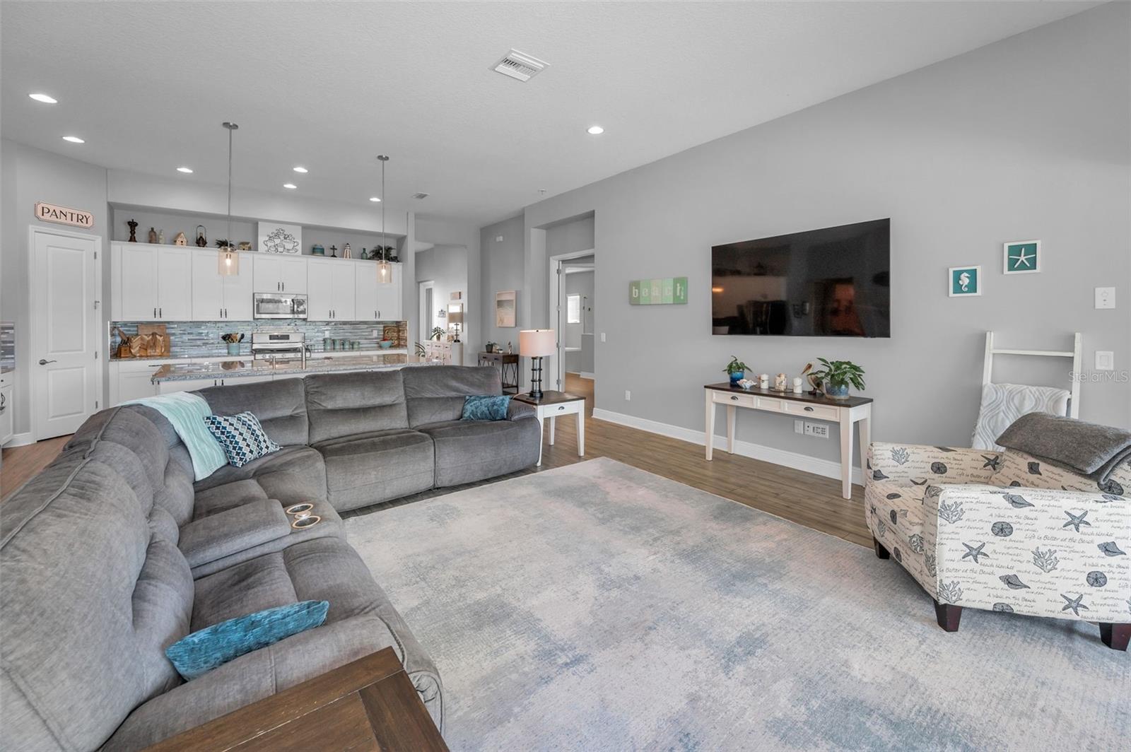 Image 23 of 95 For 8717 Emeraldwood Way