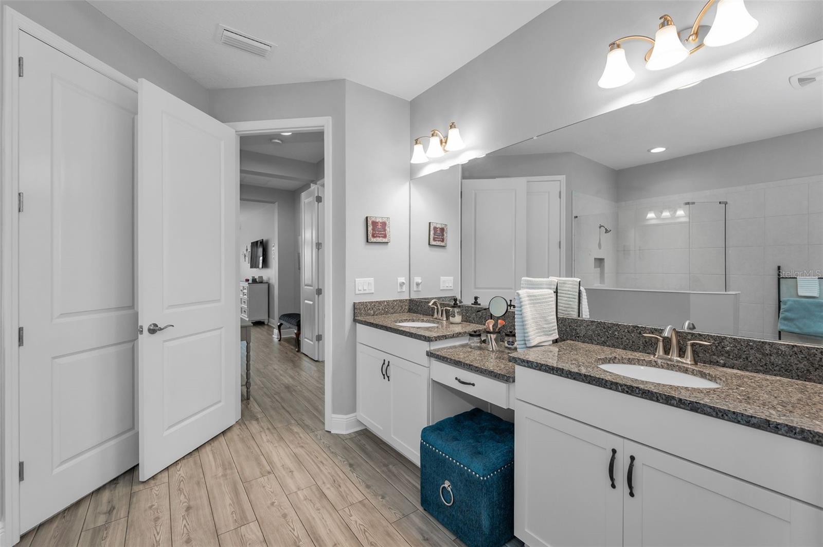 Image 32 of 95 For 8717 Emeraldwood Way