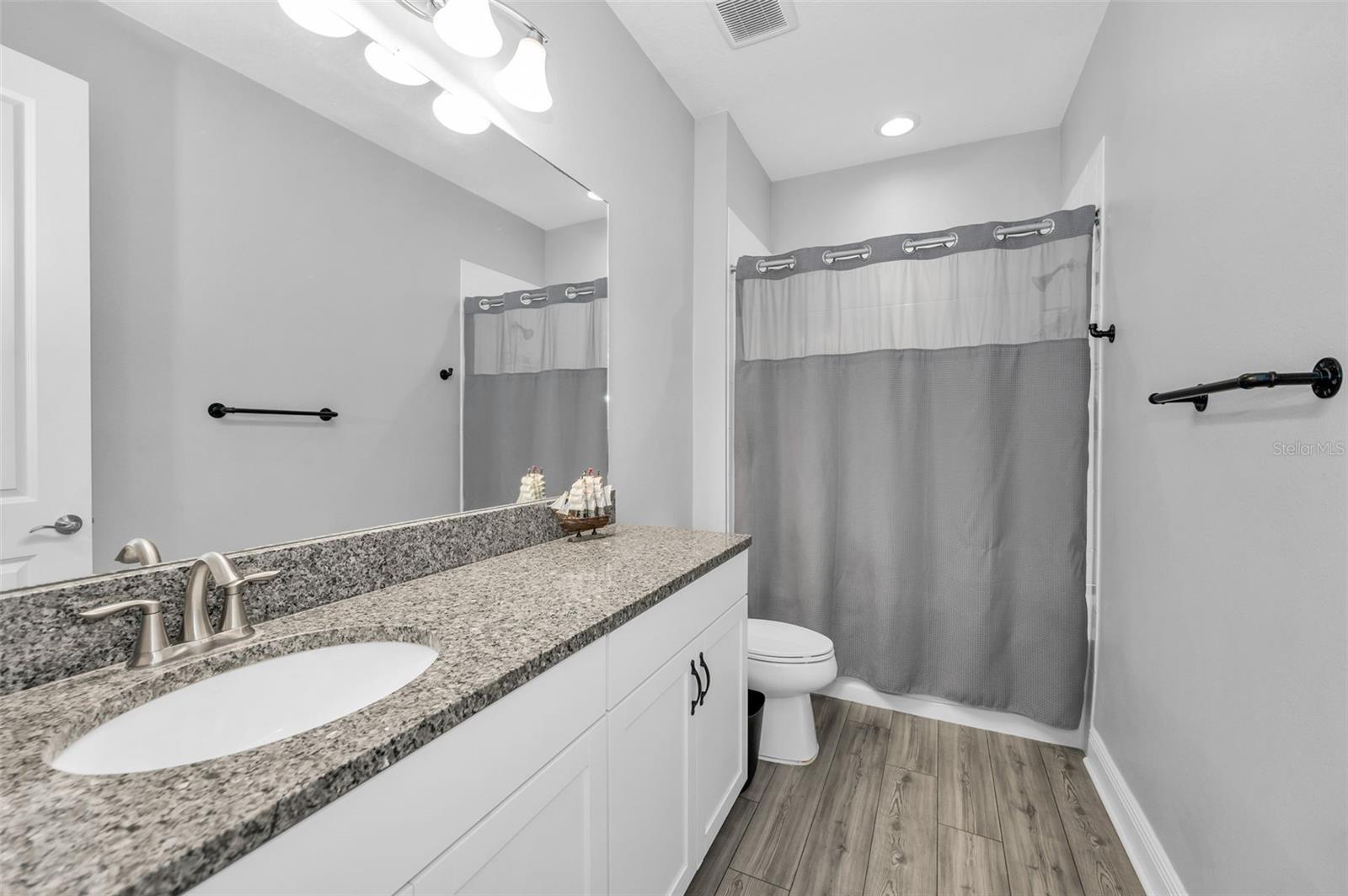 Image 43 of 95 For 8717 Emeraldwood Way