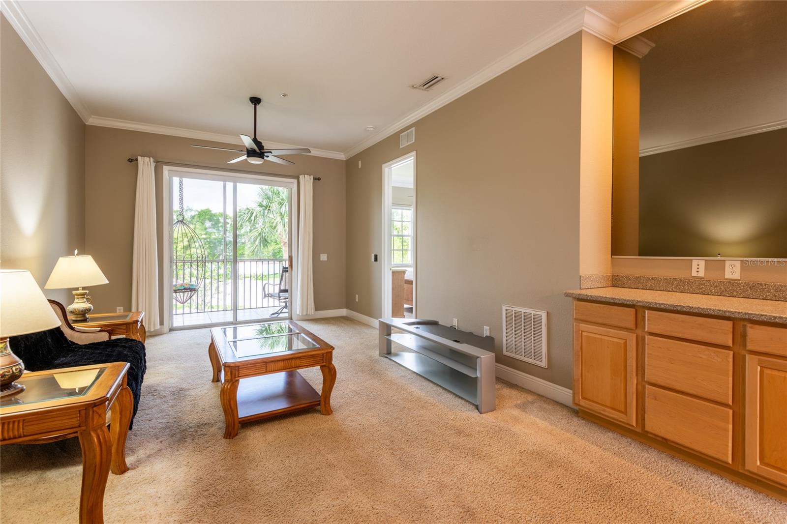 Image 18 of 36 For 21012 Picasso Court 201
