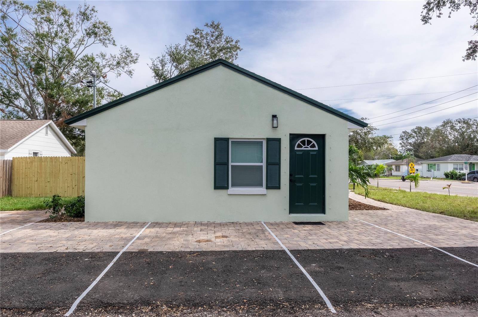 Image 37 of 55 For 701 38th Avenue N