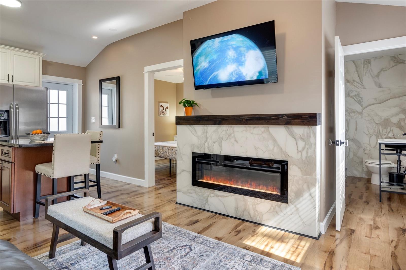 Image 39 of 55 For 701 38th Avenue N