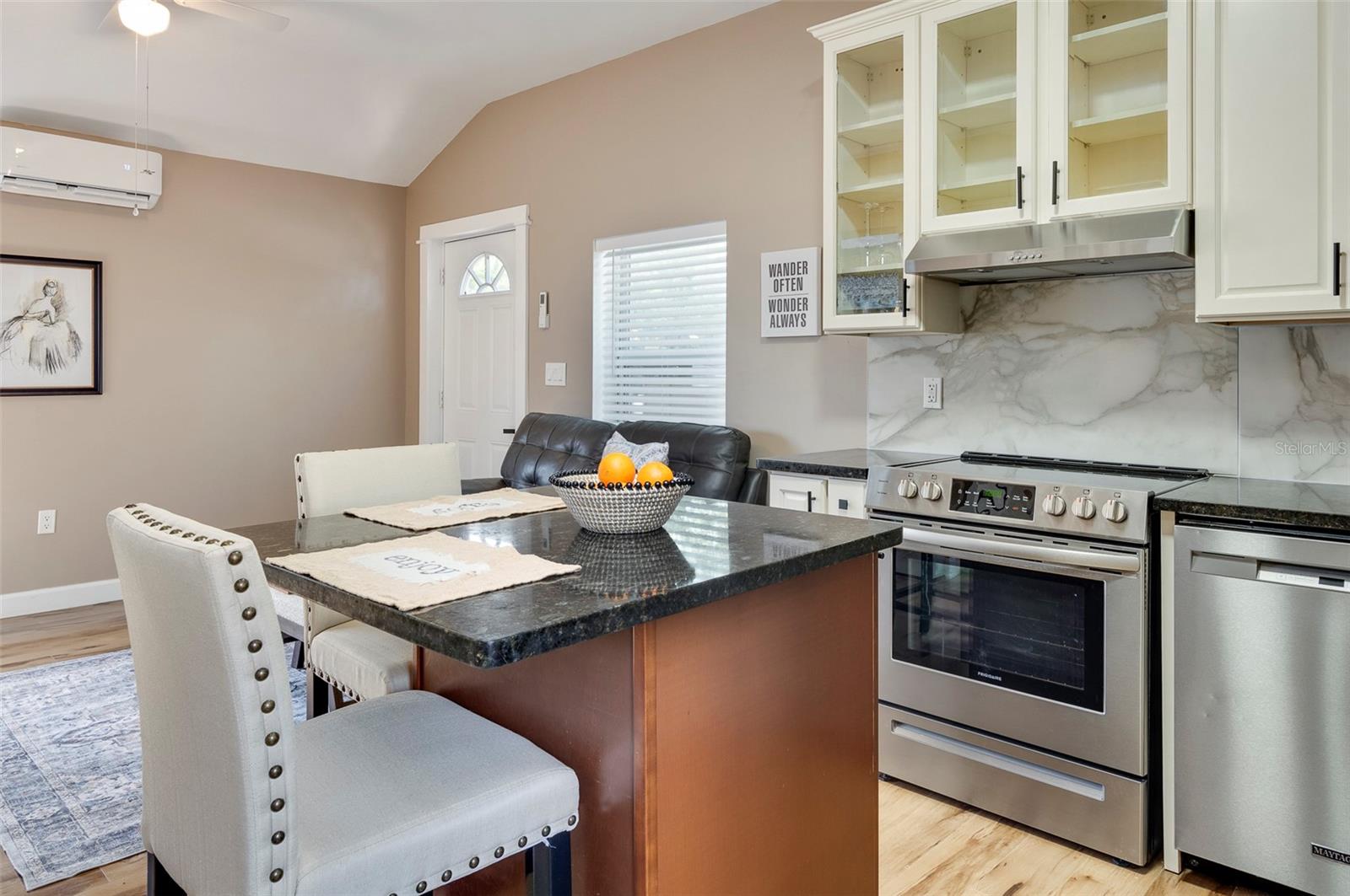 Image 42 of 55 For 701 38th Avenue N