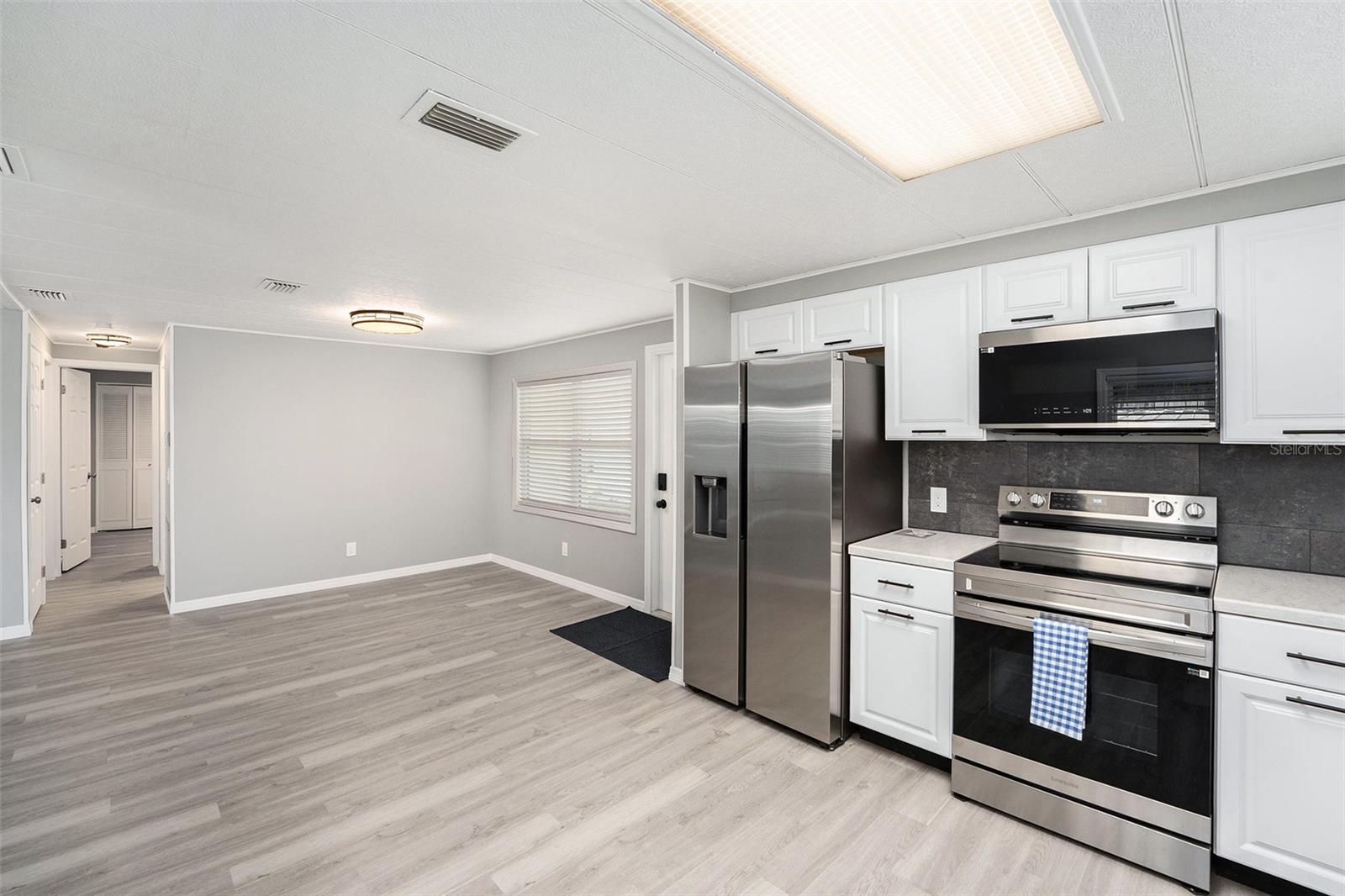 Image 10 of 29 For 34475 Cactus Drive