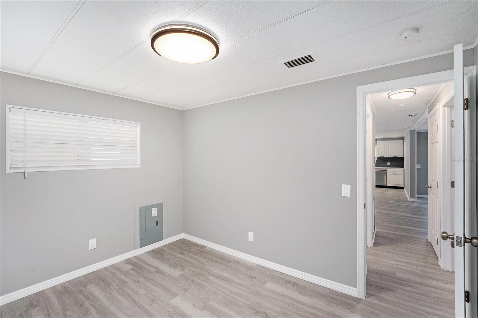 Image 18 of 29 For 34475 Cactus Drive