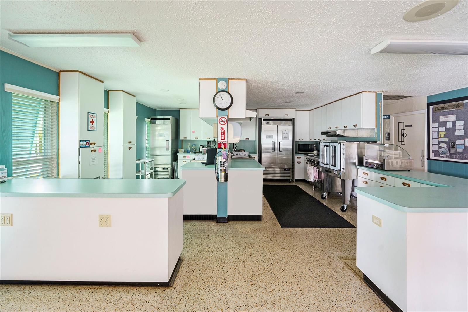 Image 33 of 43 For 34475 Cactus Drive
