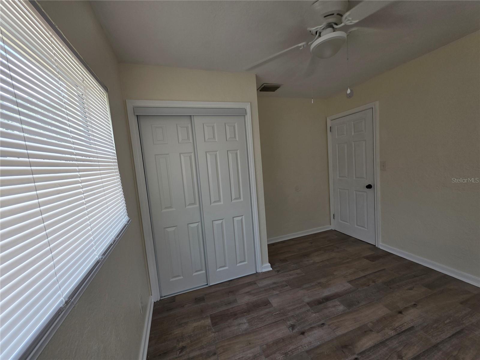Image 15 of 17 For 718 Paris Avenue S