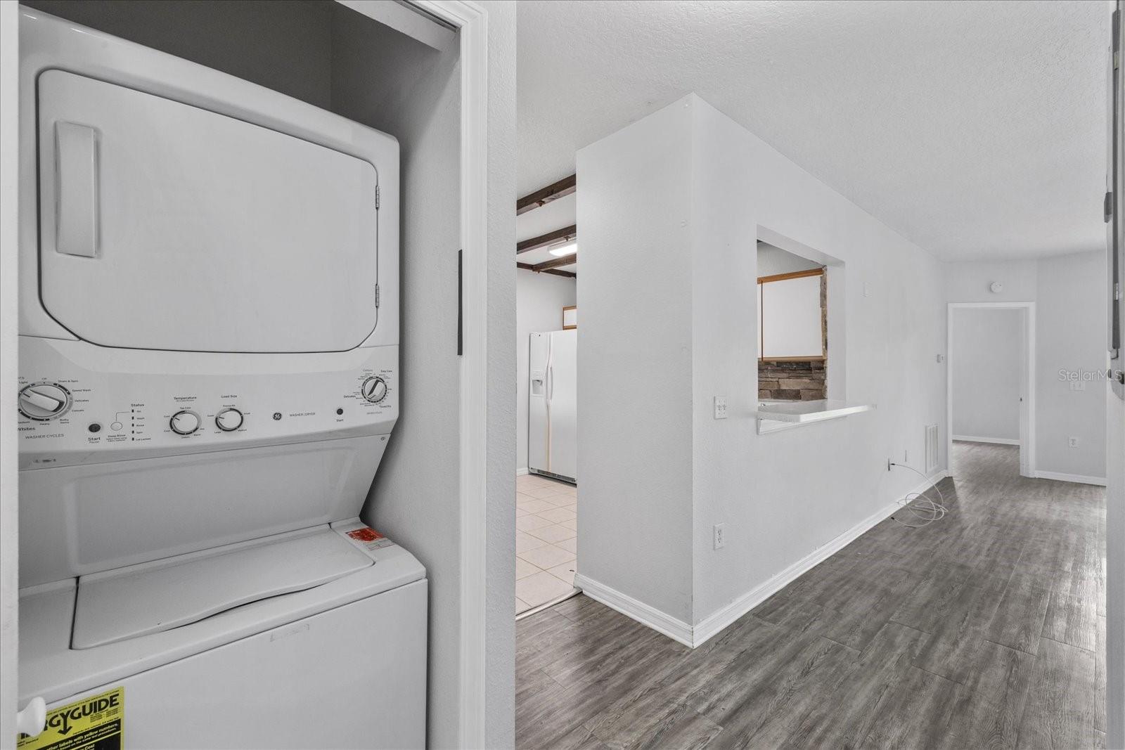 Image 11 of 35 For 9621 Lakedale Way  202
