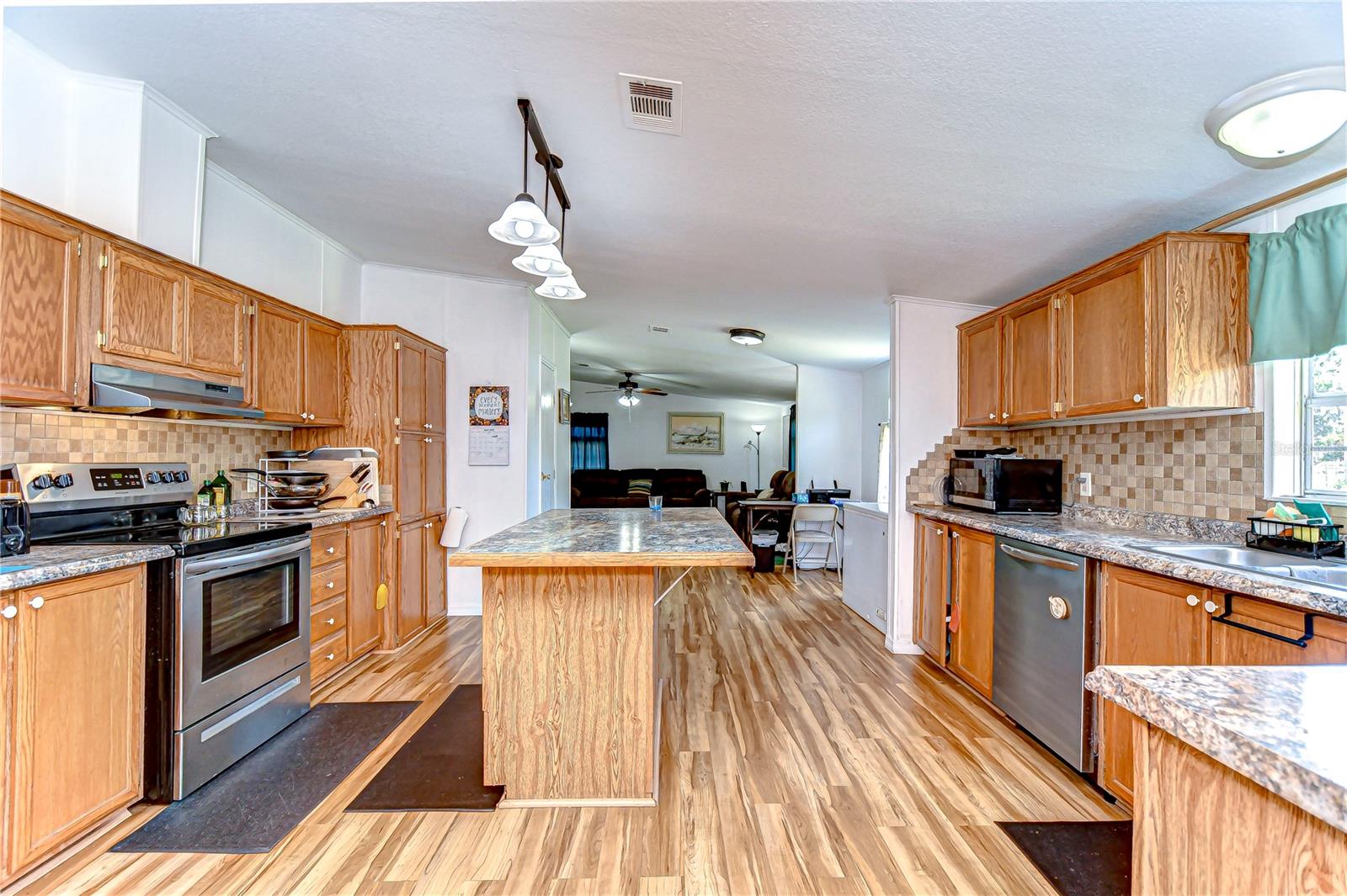Image 10 of 46 For 3510 Trapnell Road