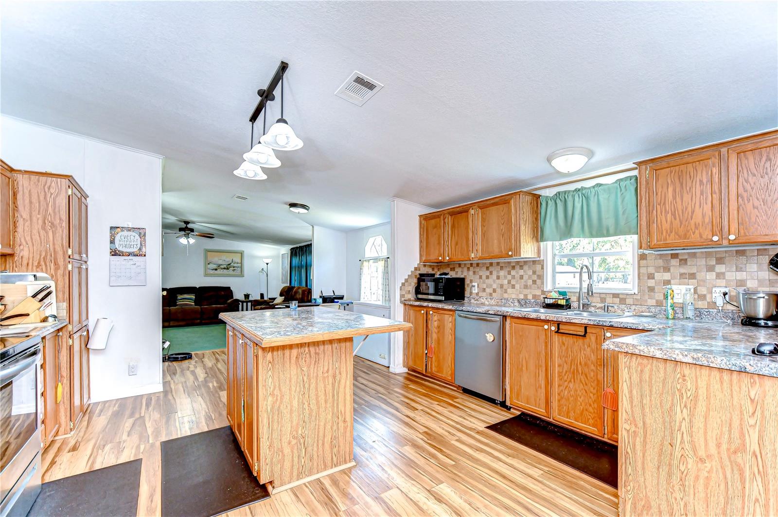 Image 11 of 46 For 3510 Trapnell Road