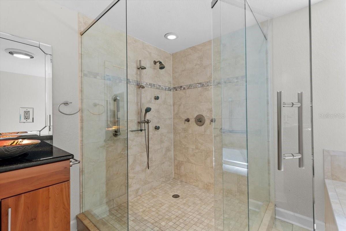 Image 19 of 50 For 4531 44th Street S