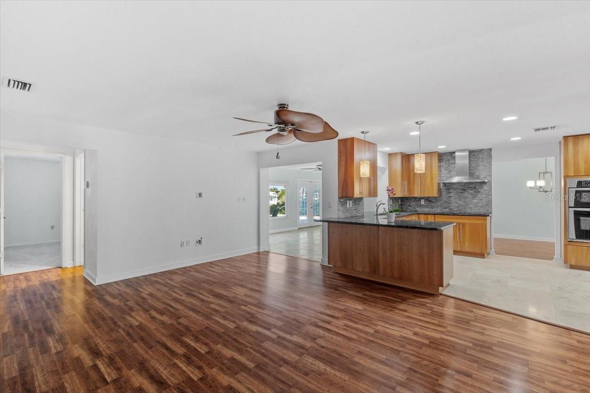 Image 25 of 50 For 4531 44th Street S