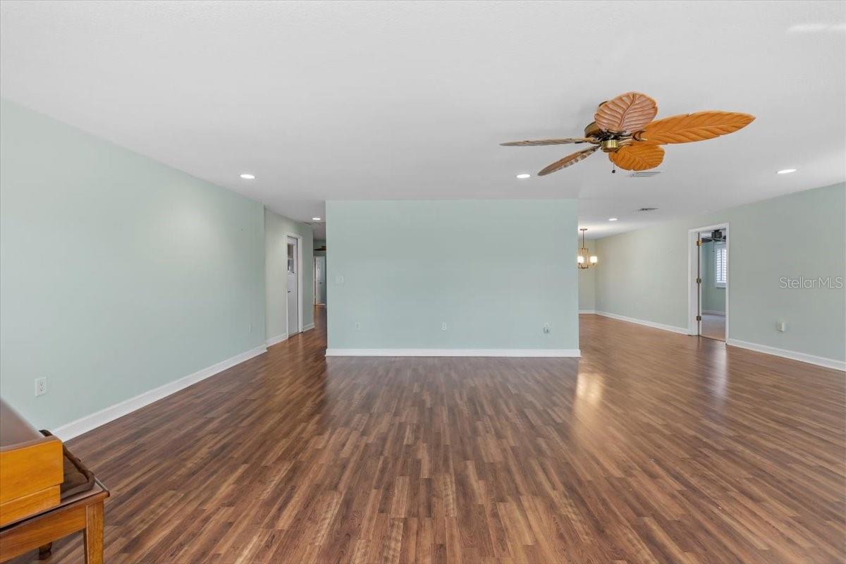 Image 9 of 50 For 4531 44th Street S